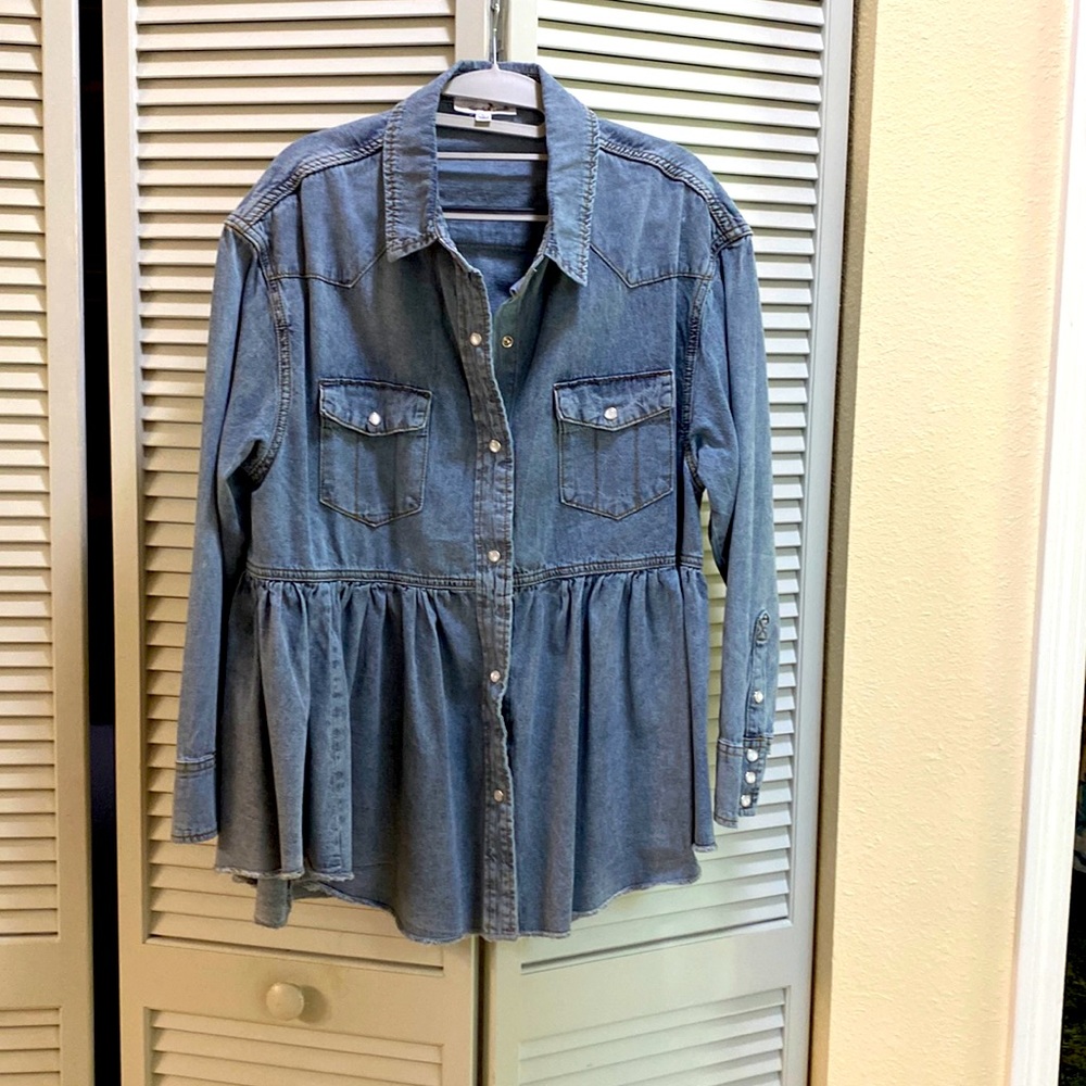 Lightweight Denim top in size large